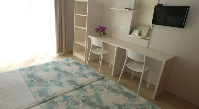 Helios Hotel, Rezervovat Hotel Hotely v Balchik Coast s parkováním, Parkování