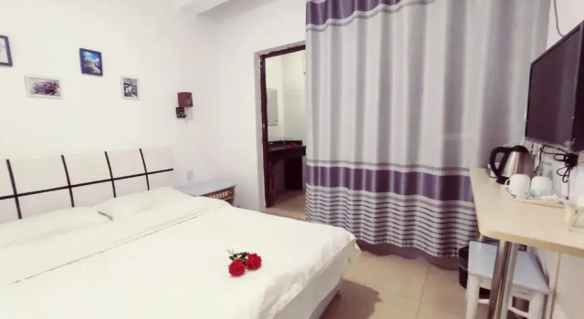 Gen Ju Di Hotel, Prenota Hotel Yangshuo Guangxi