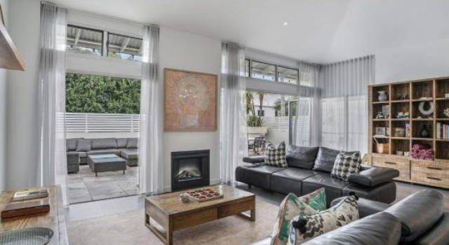 Byron Marvel Penthouse - Walk to beach - Sleeps 10