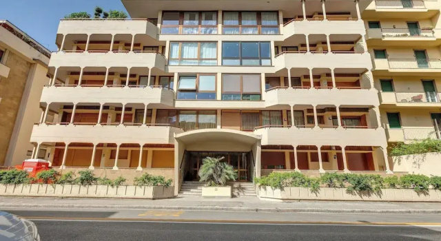 Mamo Florence - Marsilio Ficino Apartment, Забронировать Апартаменты/квартира Флоренция Тоскана, рядом с Дом Буонаротти
