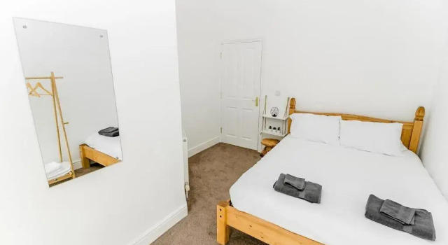 Stunning Wensum Apartment, Amazing Location, Varaa Huoneisto Asunnot kohteessa Merseyside, Huoneisto