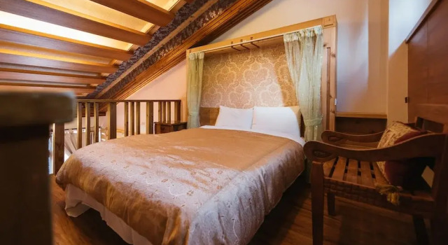 Четырёхместный номер Deluxe Мансарда Yun Wu B&B