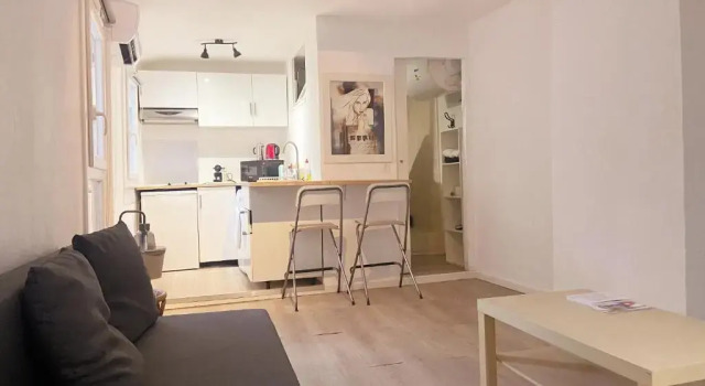 Студия studio a 2 minutes du cours Mirabeau -