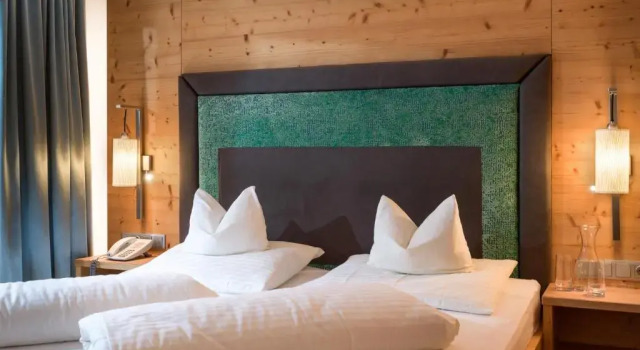 Трёхместный номер Standard Hotel Platzl