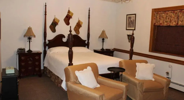 Deluxe Zimmer Marias Creekside B&B