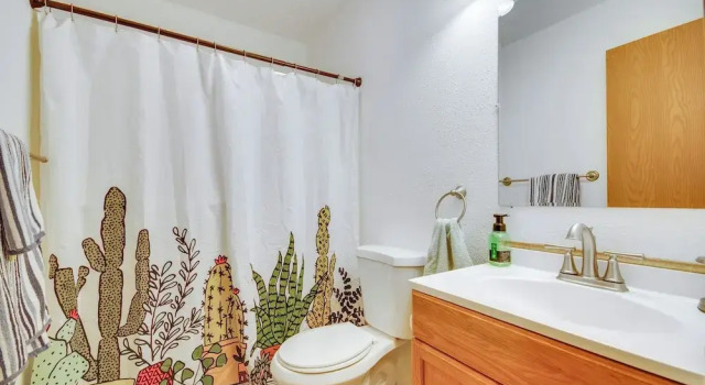 Апартаменты Cozy Lake Ozark Condo Rental w/ Grill, Pool Access