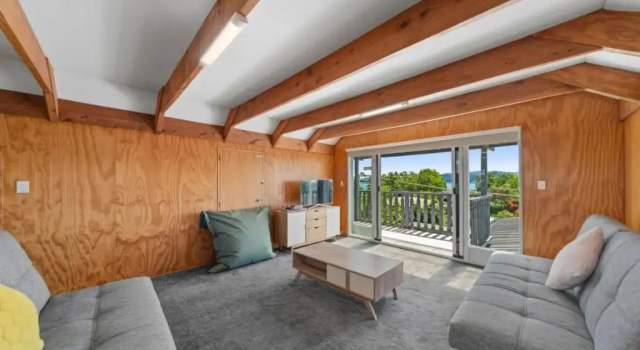 Wharewaka Lodge, Boek Hotel Hotels in Auckland Region met zwembad, Zwembad