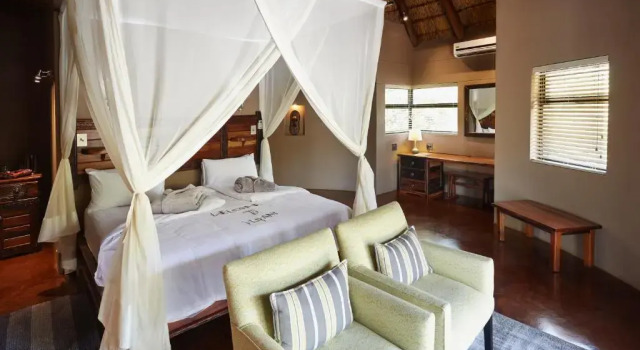 Люкс Vuyani Safari Lodge