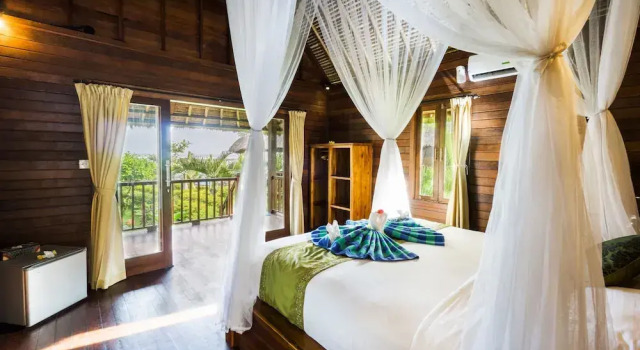 Бунгало с балконом и с видом на океан Laguna Reef Huts
