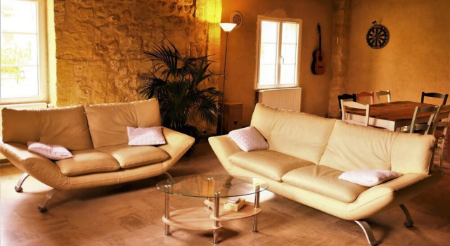 La Maison De..., Prenota Hotel Espiet 