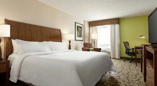 Двухместный номер Standard с видом на город Hilton Garden Inn Saskatoon Downtown