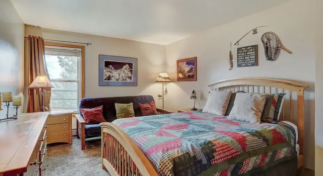 BB204 Buffalo Village, Book Hotel Hoteller i Silverthorne med parkering, Parkering