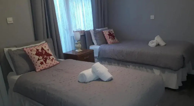 Deluxe Kahden hengen huone Newton House