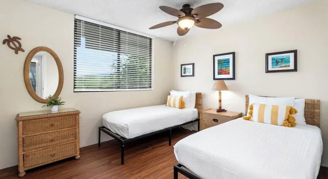 End Unit Oceanview Condo - Pool - Sauna & Tennis! - Vrkcv