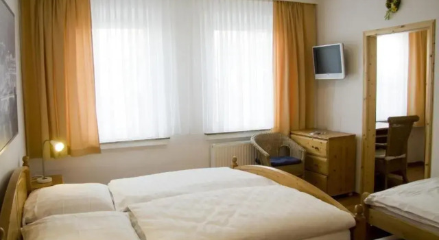 Четырёхместный номер Standard Hotel zur Post Kleve