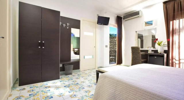 B&B Degli Aranci, Забронировать Отель Отели Сорренто 5 звезд, рядом с Piazza Sant'Antonino, 5*
