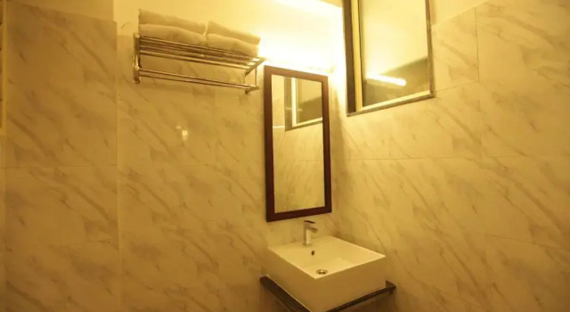 Номер Deluxe Grand Cascade Chennai