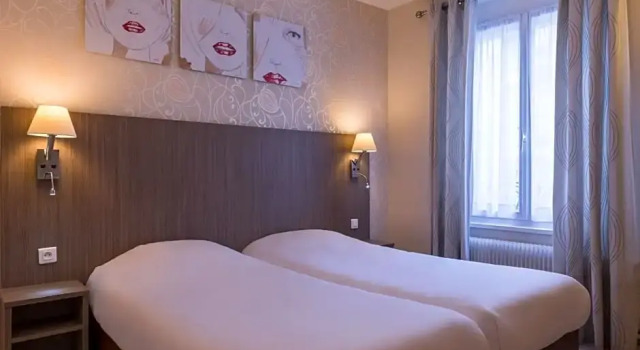 Номер Standard LOuest Hotel