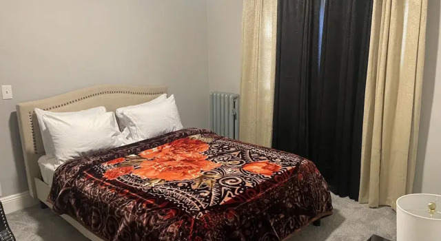 Newly Renovated 2 floor Getaway, Prenota Hotel Springfield Massachusetts