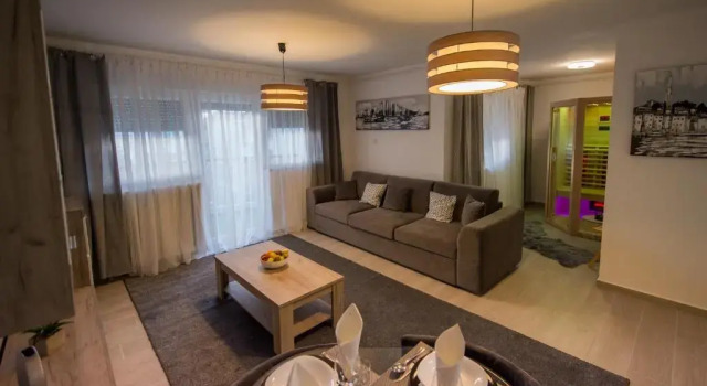 Апартаменты Apartman Lola
