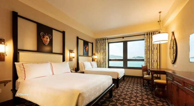 Disney Explorers Lodge