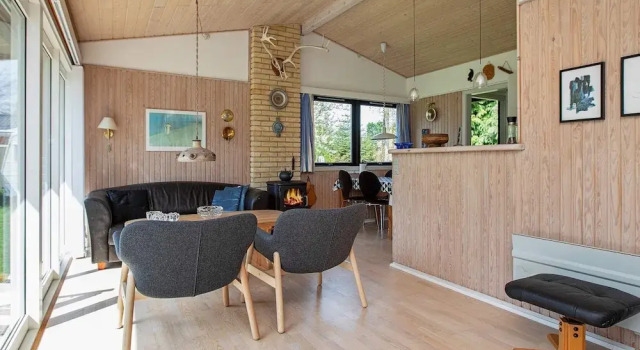 Adorable Holiday Home in Væggerløse With Barbecue, Prenota Hotel Væggerløse Falster