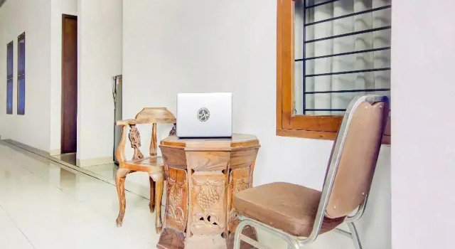 OYO Life 90085 Meruya Place, Book Hotel Jakarta Jakarta Province