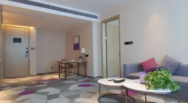 Люкс Business Lavande Hotel (Mianyang Convention Center)