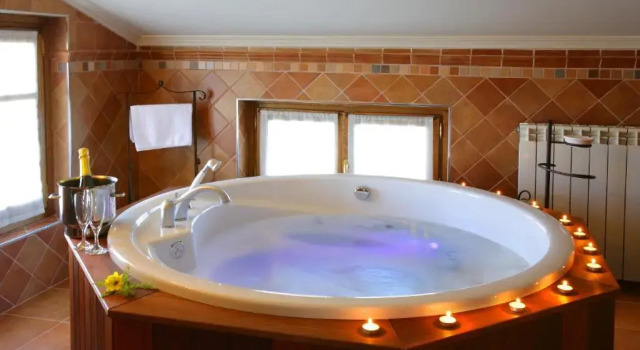 Полулюкс Hotel El Juglar
