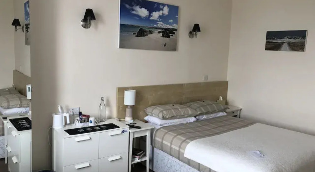 The Bowmore House Bed & Breakfast