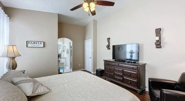 4 Bed In Windsor Palms Resort - Steps To Disney 4 Bedroom Villa by RedAwning, Book Ferieresort Hoteller i Four Corners med pool, Swimmingpool