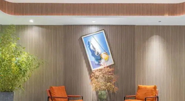 Lingmei International Hotel
