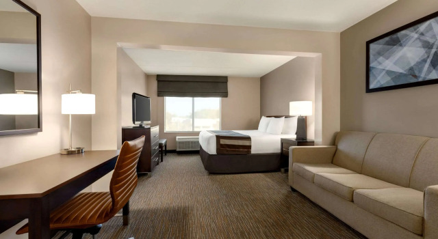 Wingate by Wyndham Wilmington, Забронировать Отель Уилмингтон Северная Каролина
