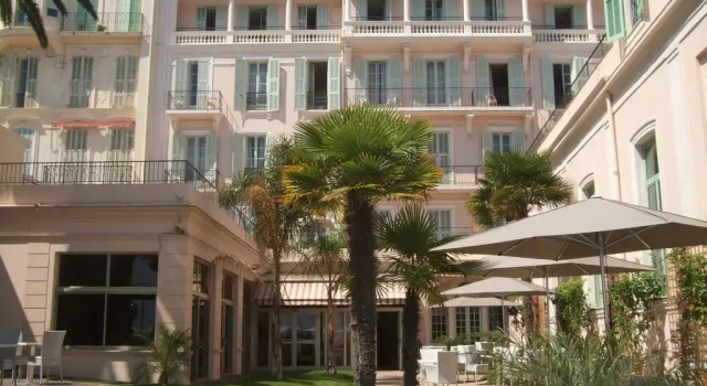 Hôtel Vacances Bleues Le Balmoral