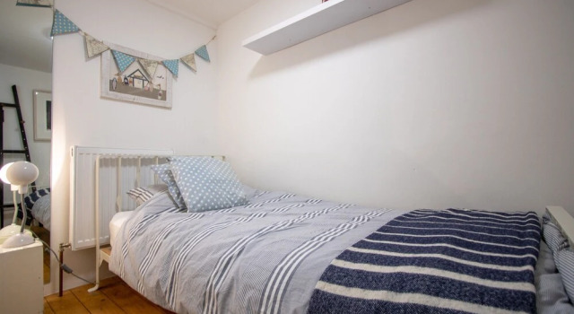2 Bedroom Apartment in Georgian New Town, Забронировать Апартаменты/квартира Новый город Эдинбург, рядом с Железнодорожный вокзал Эдинбург-Уэверли