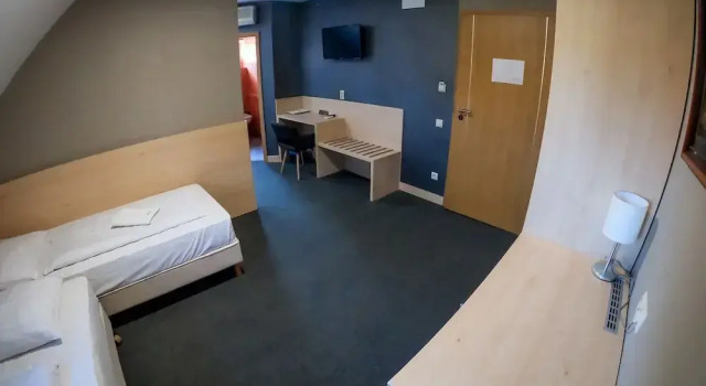 Четырёхместный семейный номер Standard c 1 комнатой Hotel Vineyard Inn - Szőlőskert