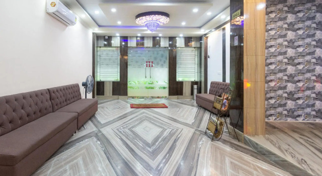 Hotel O Holiday, Забронировать Отель Баллигандж Калькутта
