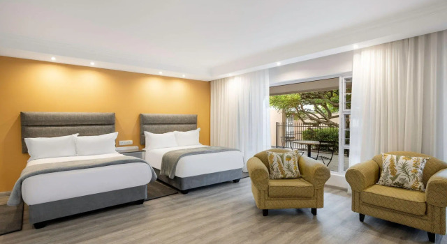 Четырёхместный номер Standard с видом на сад Protea Hotel by Marriott Polokwane Ranch Resort