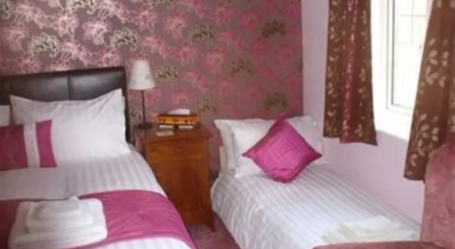 Vine Cottage B&B, Забронировать Отель «постель и завтрак» Роуде Уилтшир