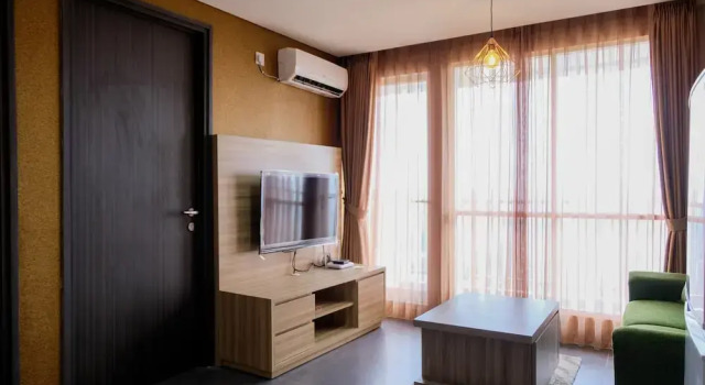 Luxury 2BR with City View Bintaro Icon Apartment, Book Apartment Hotels in South Tangerang with a Pool, Swimming Pool