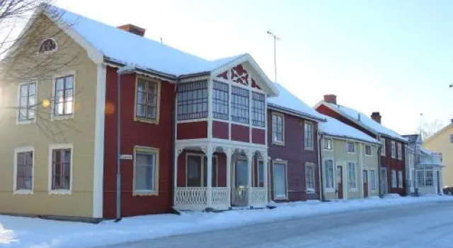 Regnbågsdalen Cafe & Guesthouse, Rezerwuj Hotel Ingatorp Jonkoping