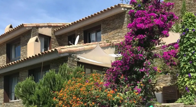 Villa With 6 Bedrooms in Cadaqués, With Wonderful sea View, Private Po, Забронировать Вилла Виллы Кадакес, рядом с Пляж Кадакес, Вилла