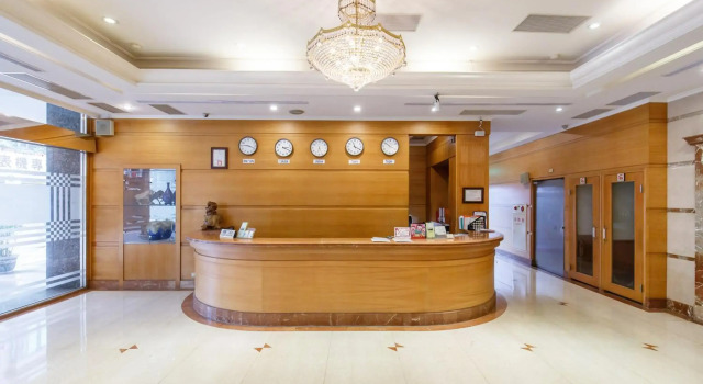 Champion Hotel (Quarantine Hotel)