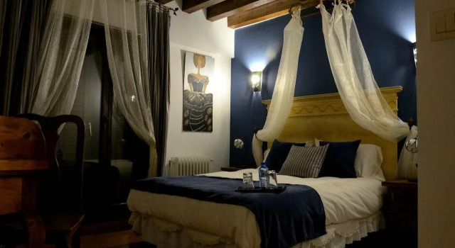 Posada de Eufrasio, Забронировать Отель Лерма Burgos Province, рядом с Пассаж герцога де Лерма
