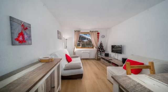 Studio in Allos With Stunning Mountain Views, Забронировать Апартаменты/квартира Апартаменты Барселоннет, рядом с Музей долины, Апартаменты/квартира