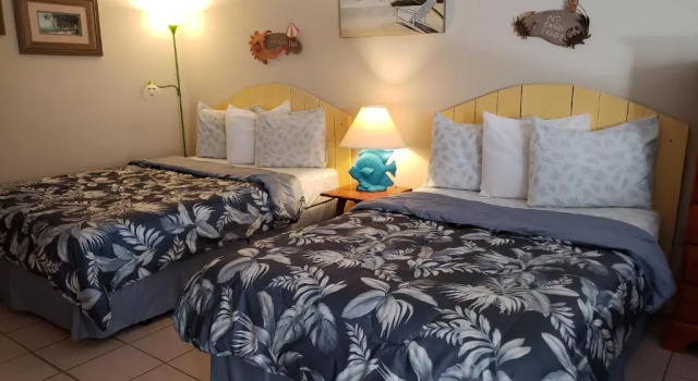 Davis House Inn, Rezerwuj Hotel Sebastian Floryda, w pobliżu Plaża Bimini