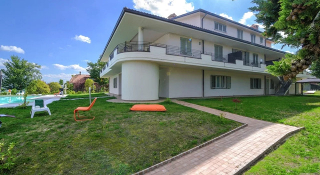 Апартаменты Sunny Stay in Tavullia Hills
