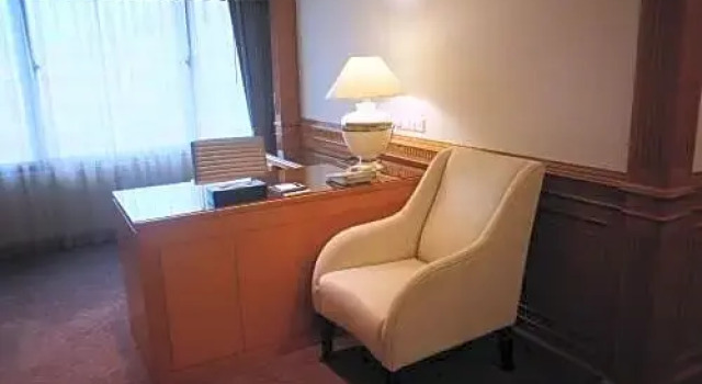 Люкс Deluxe Golden China Hotel