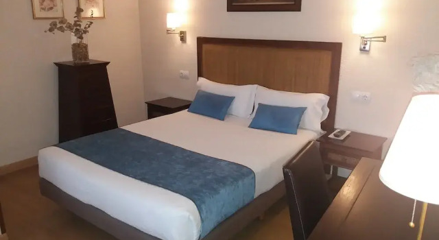 Hostal Rural Moratin, Reservar Albergue Albergues em Castilla-La Mancha, Albergue