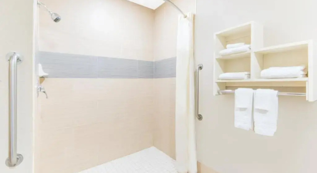 Номер Standard Super 8 by Wyndham Wichita South